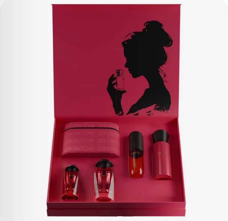 Love Perfume Gift Set - مجموعة لوف العطرية 1